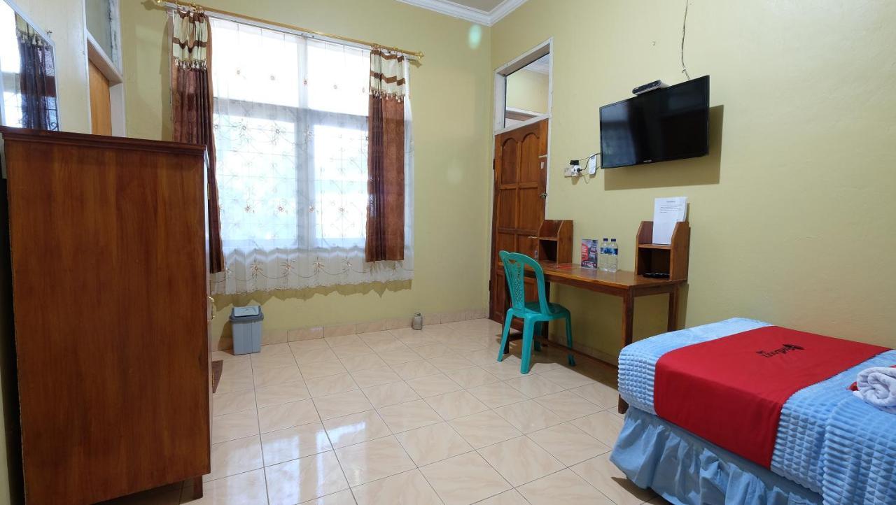 Reddoorz Near Mangrove Forest Kupang Kupang  Dış mekan fotoğraf